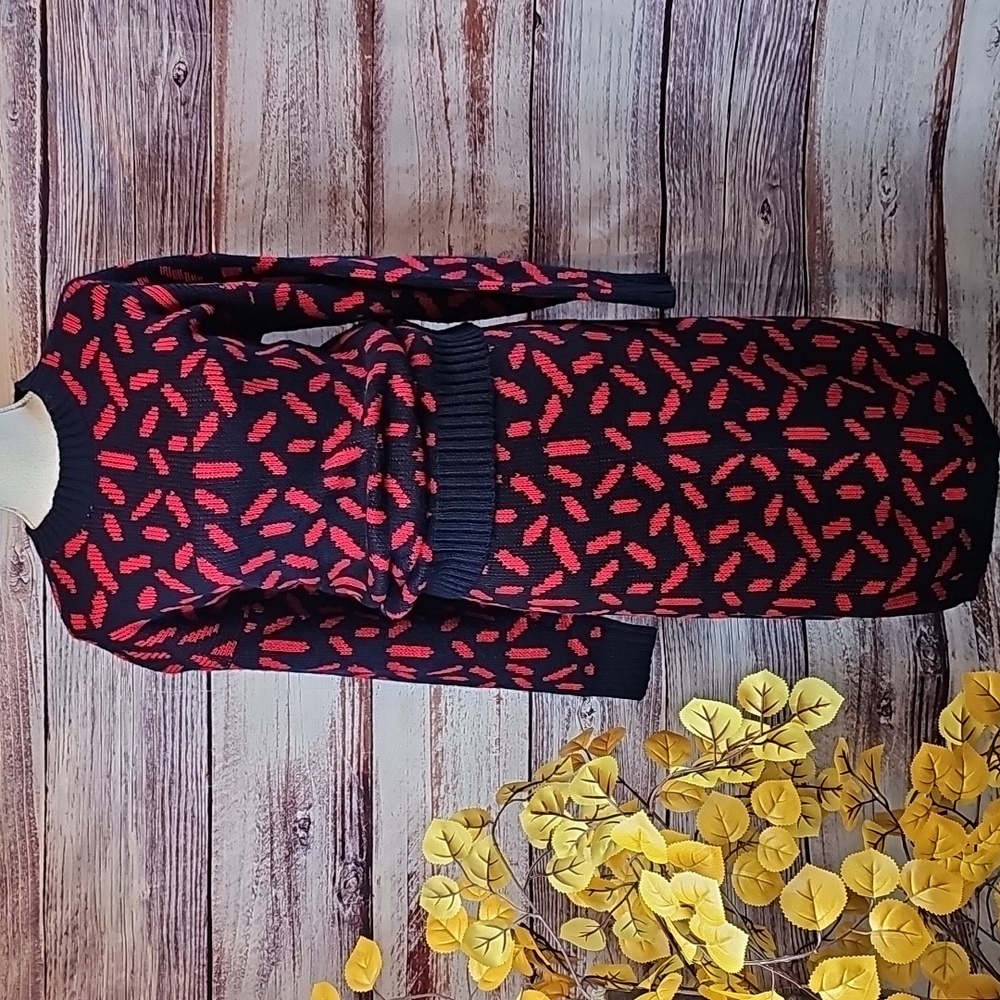 VINTAGE JAZZY NAVY & RED GEOMETRIC PATTERN TWO-PIECE SWEATER & SKIRT SET - Picture 2 of 14